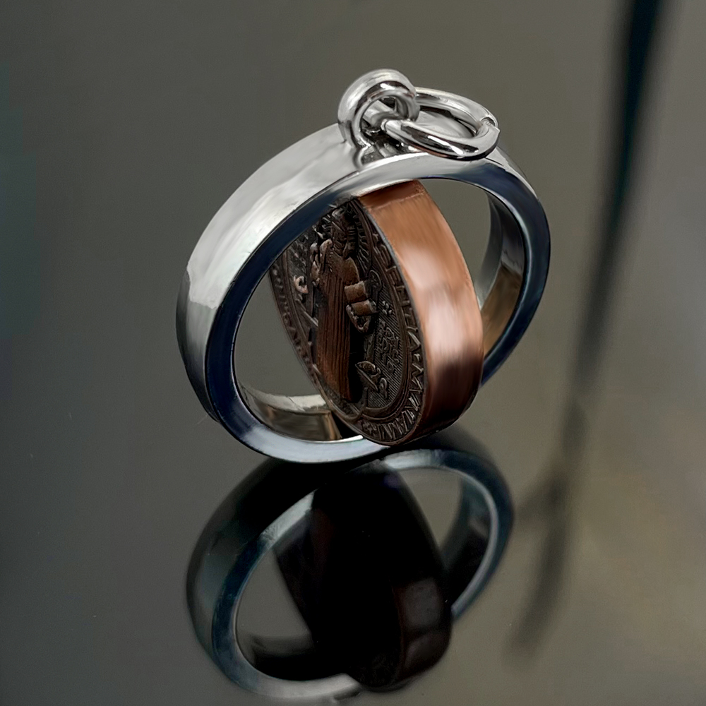 Nuova Collana con Medaglia di  - Jewelry & Watches Sp Z Oo Ul Frezerów 3 recensione e prezzo