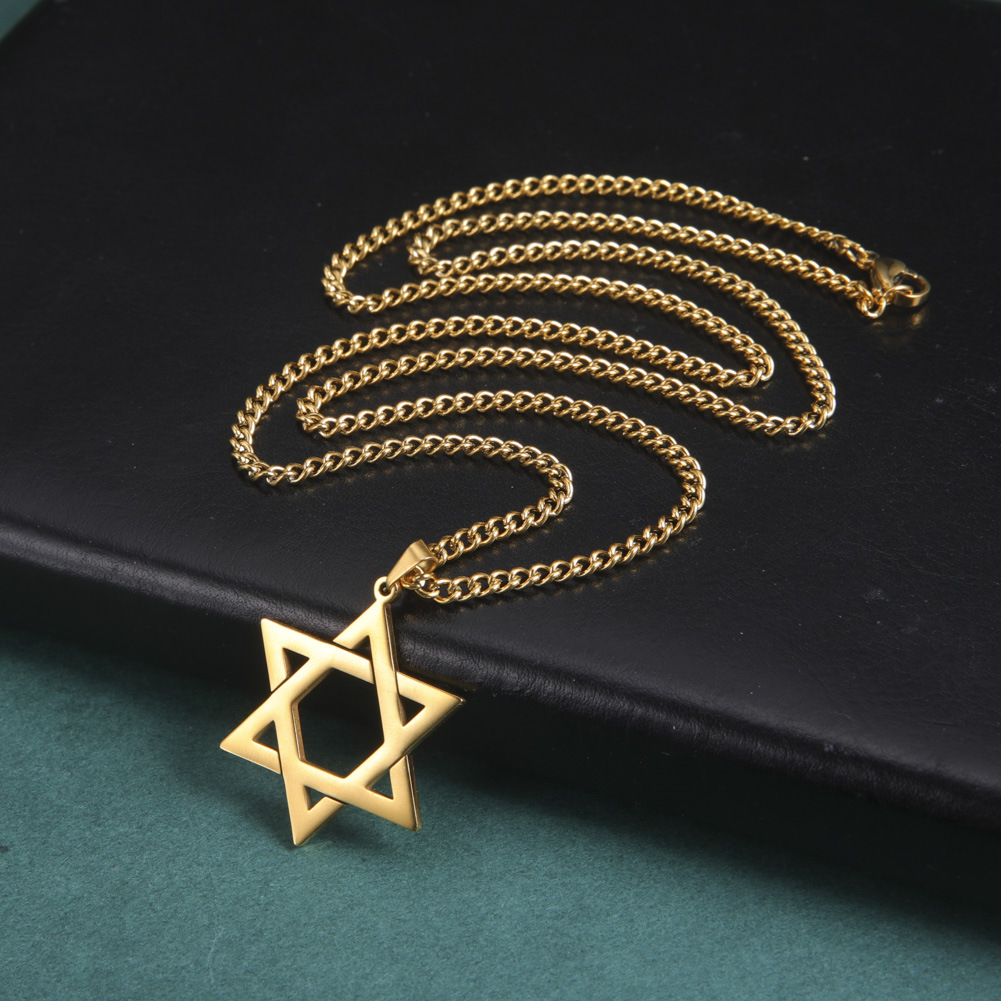 Collana con Pendente Stella di - Jewelry & Watches Sp Z Oo Ul Frezerów 3 recensione e prezzo